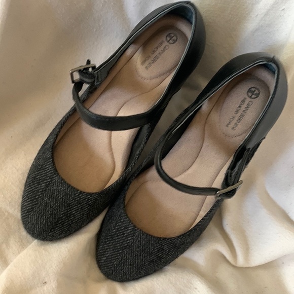 Giani Bernini high heel memory foam in size5.5 - Picture 2 of 7